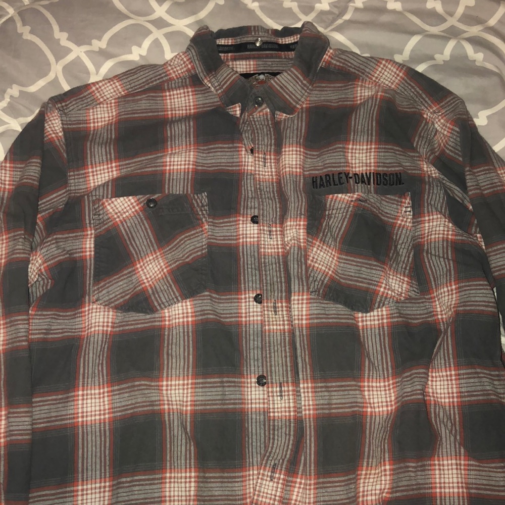 Men’s Flannel button up